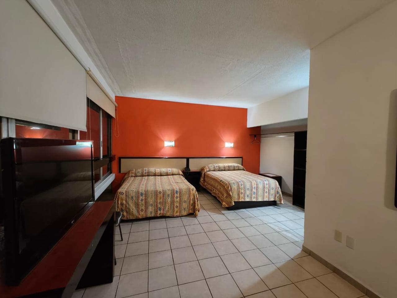 Hotel Montreal León Exteriör bild